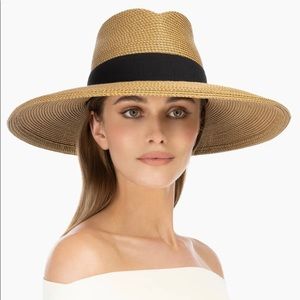 DAPHNE Eric Javits Pakable Hat